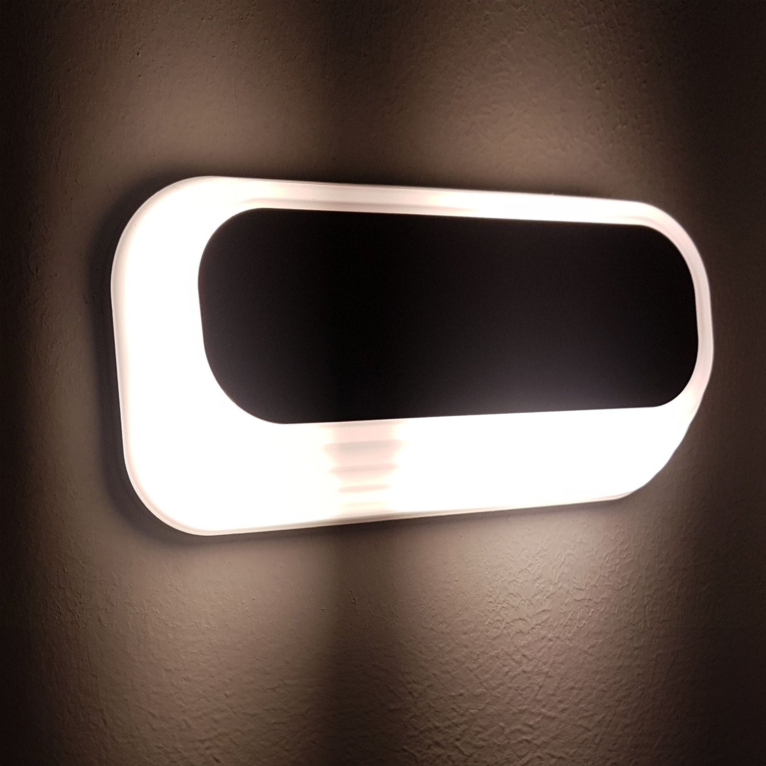 Ultralight LED Wall Light (FYL0016)
