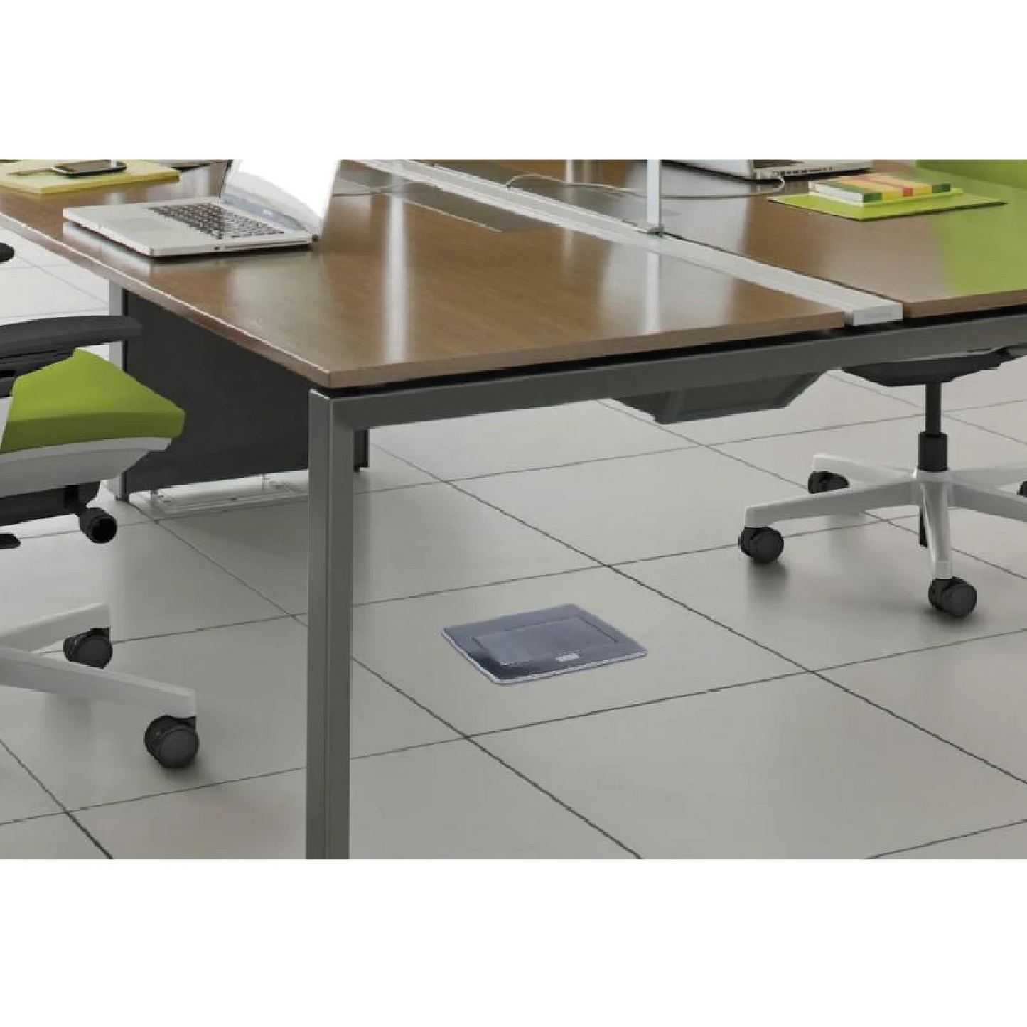 Ultralight Floor Box (FS861)
