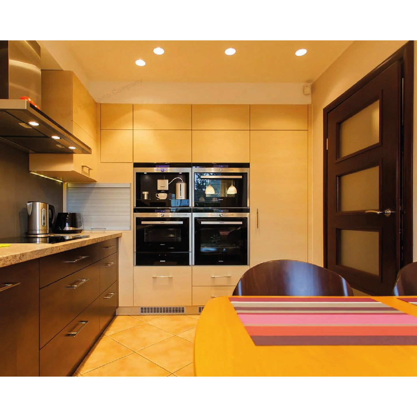 LED Bulb 6W 12VDC GU5.3 Heat-Resistant, Perfect for Enclosed Spaces (UTL-14aM650ST)