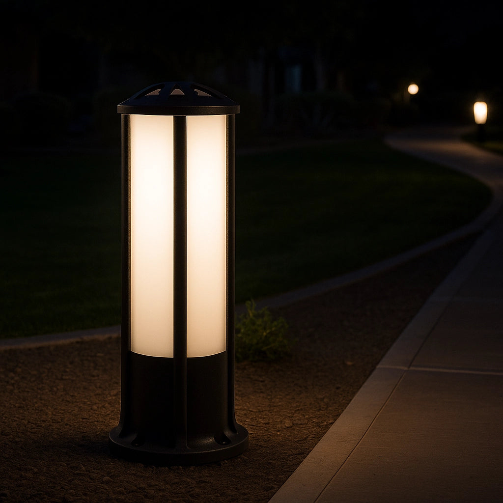 Ultra Light 30W LED Post Light IP65 – 360° Outdoor Decorative Lighting (FYL0019)