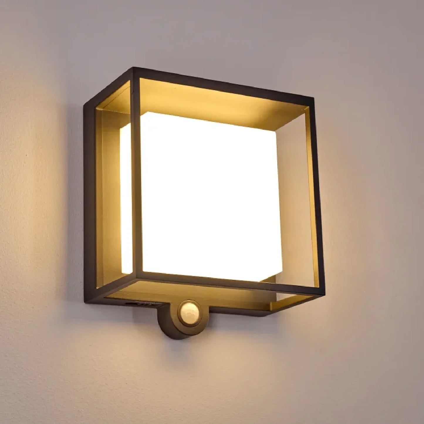 Ultralight Solar Motion Sensor Light 15W IP65 (FYL0204)