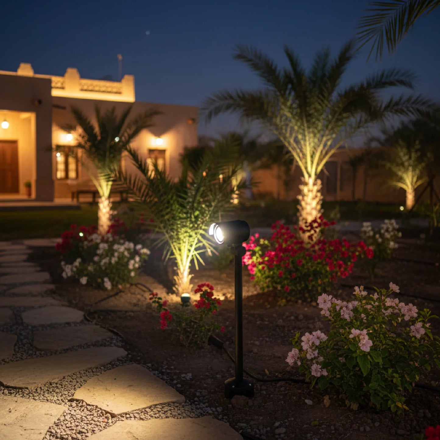 LED Spike Light 15W IP65 (BR423) – Flexible Outdoor Spike & Bollard Combo Light with Rotating Joint