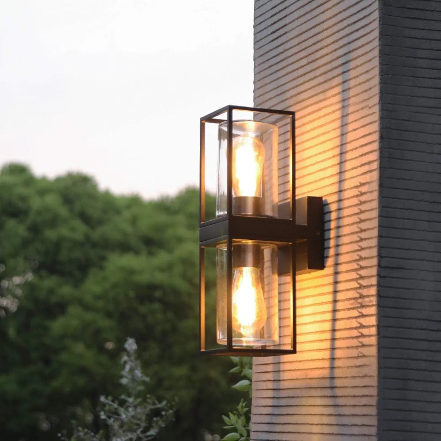 Solar Garden Lamps

