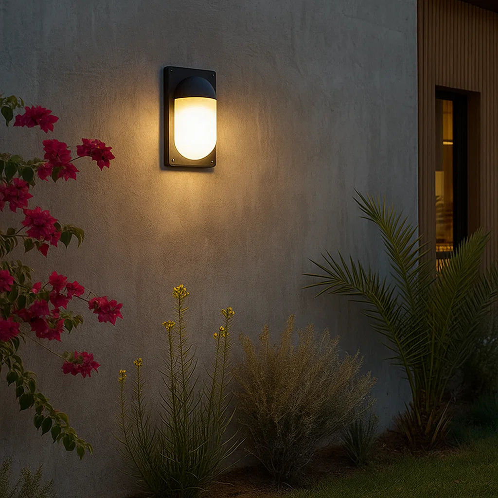 Outdoor Wall Light 10W (1858-3K) Aluminum Body – IP54 Weatherproof Modern Lighting - Warm Light
